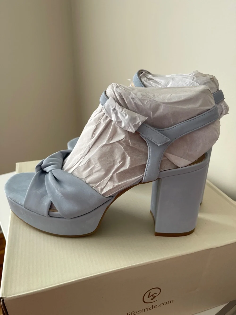 Life Stride Powder Blue Knotted Platform Sandals - Picture 3 of 7
